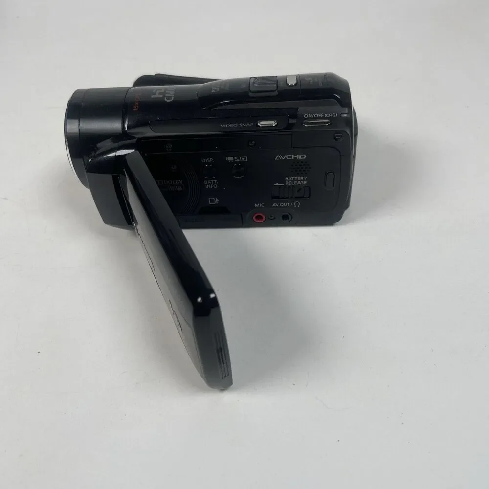 Canon VIXIA HF M32 Full HD 1080p AVCHD 64GB Flash Camcorder 15x W/ Extras Tested